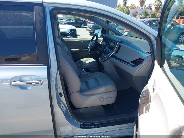 2017 TOYOTA SIENNA XLE 8 PASSENGER 5