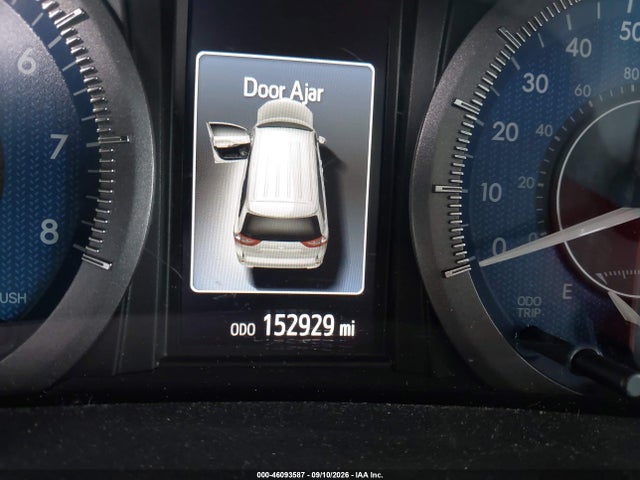 2017 TOYOTA SIENNA XLE PREMIUM 8 PASSENGER 16