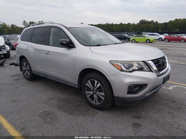 2017 NISSAN PATHFINDER S