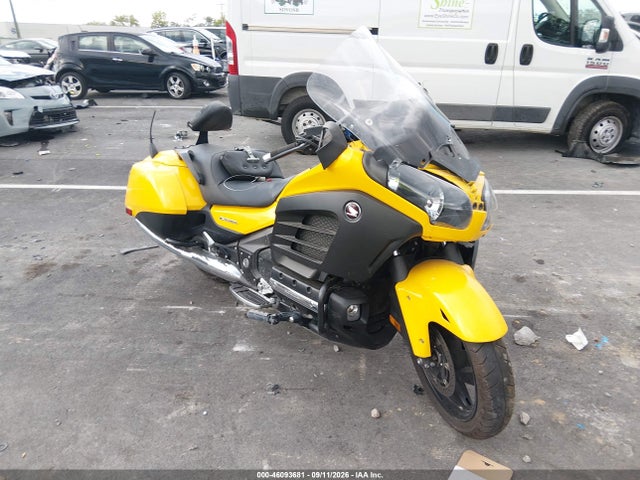 2014 HONDA GL1800 B