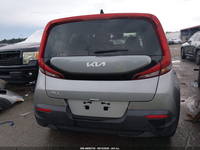2022 KIA SOUL S 17