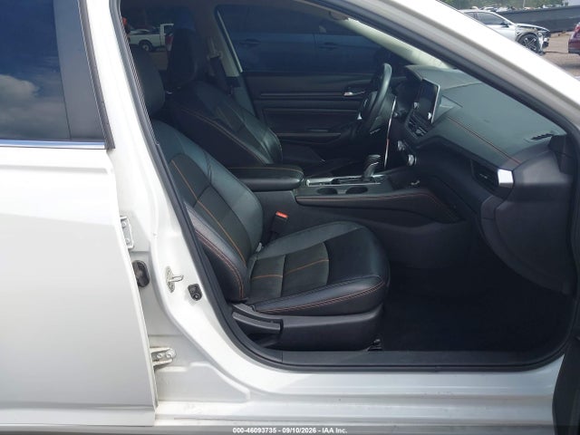 2021 NISSAN ALTIMA SR INTELLIGENT AWD 5