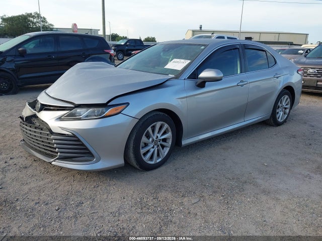 2023 TOYOTA CAMRY LE 2