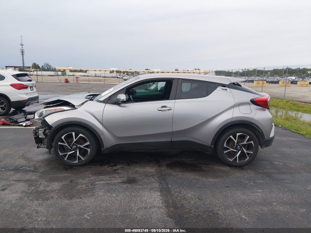 2018 TOYOTA C-HR XLE 15