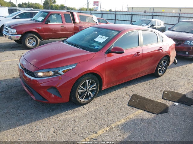 2023 KIA FORTE LXS 2