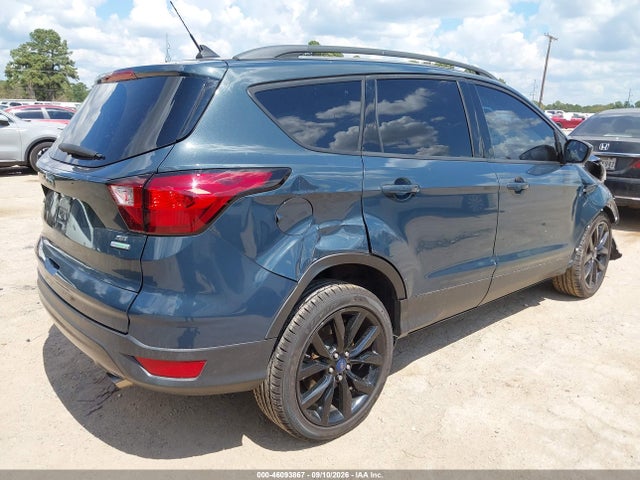 2019 FORD ESCAPE SE 4