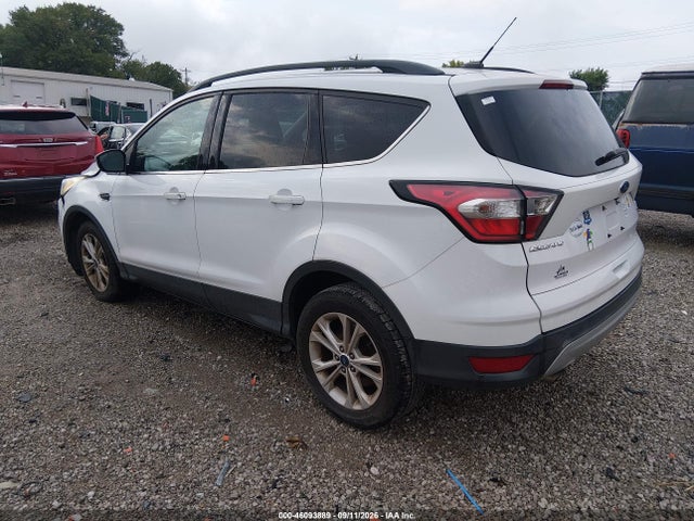 2018 FORD ESCAPE SE 3
