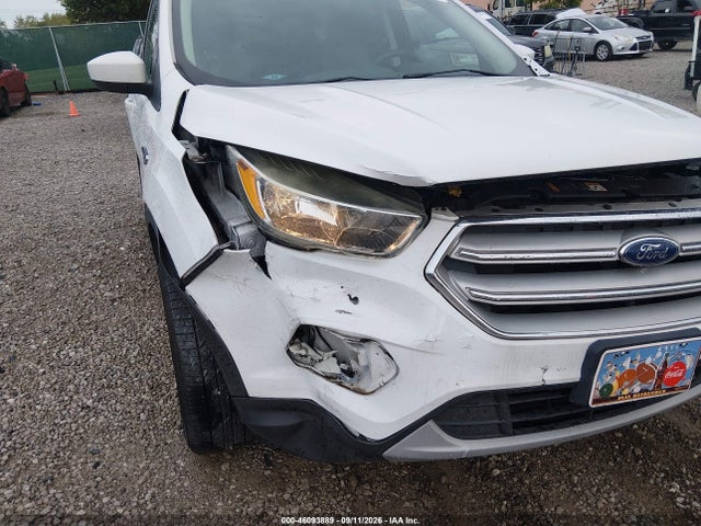 2018 FORD ESCAPE SE 6