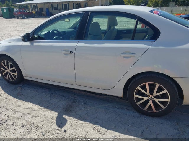 2017 VOLKSWAGEN JETTA 1.4T SE 14