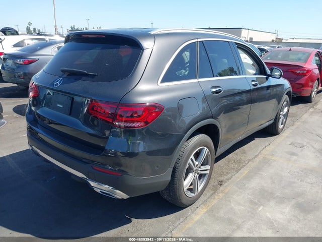 2021 MERCEDES-BENZ GLC 300 SUV 4
