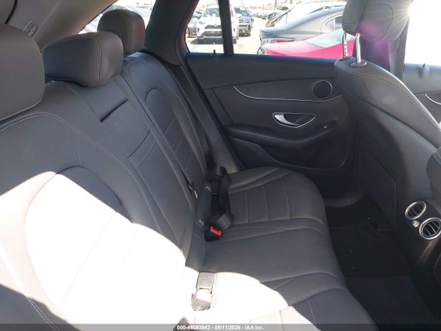 2021 MERCEDES-BENZ GLC 300 SUV 8