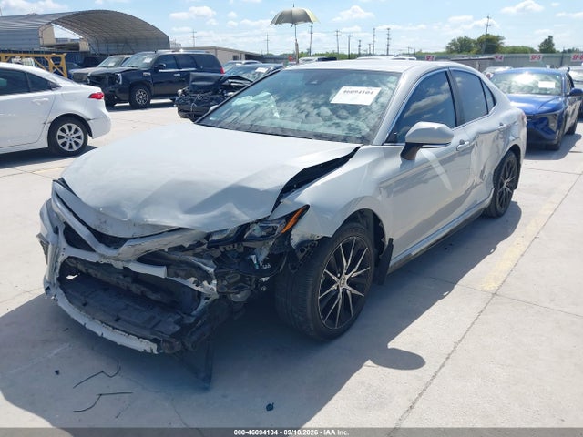 2022 TOYOTA CAMRY SE 2