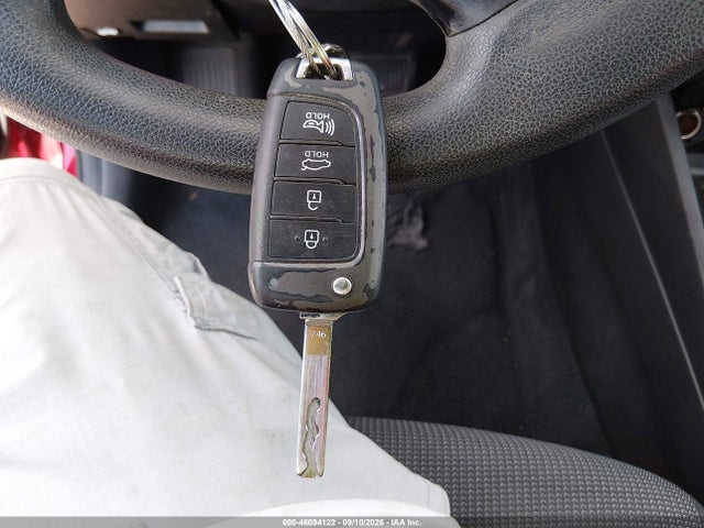 2019 HYUNDAI ACCENT SE 11