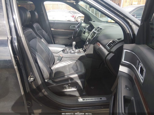 2017 FORD EXPLORER PLATINUM 5