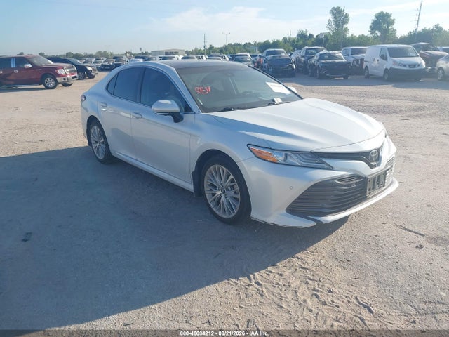 2018 TOYOTA CAMRY XLE