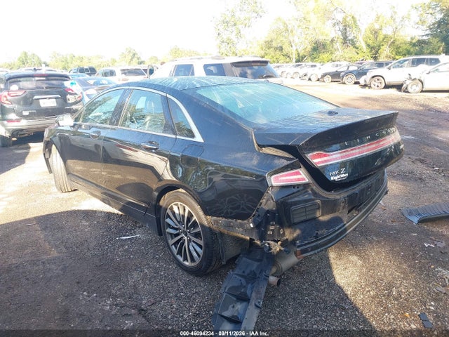 2017 LINCOLN MKZ PREMIERE 3