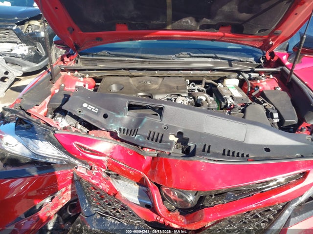 2019 TOYOTA CAMRY XSE 10