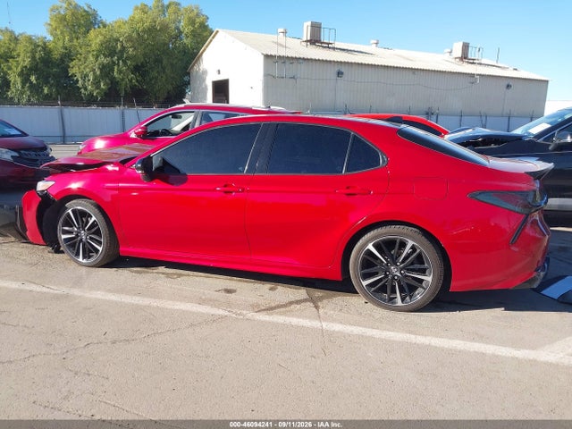 2019 TOYOTA CAMRY XSE 14