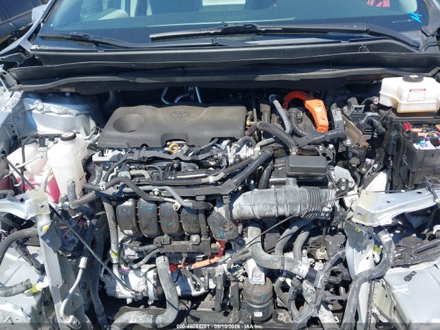 2022 TOYOTA SIENNA LE 10