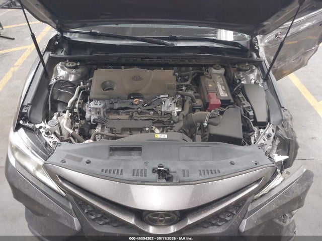 2019 TOYOTA CAMRY SE 10