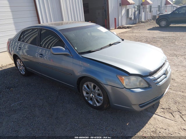 2008 TOYOTA AVALON XLS