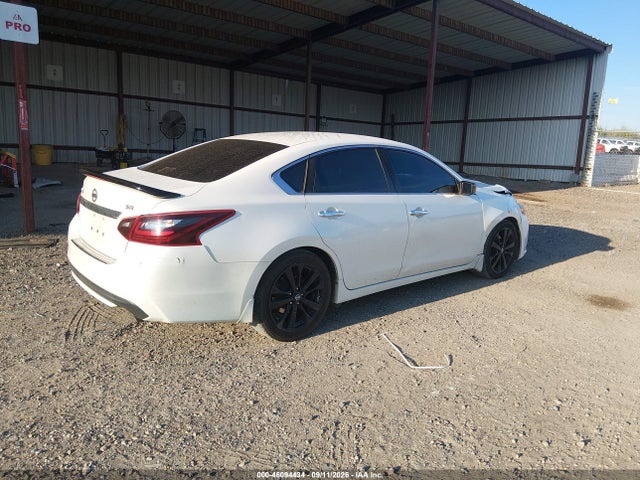 2017 NISSAN ALTIMA 2.5 SR 4