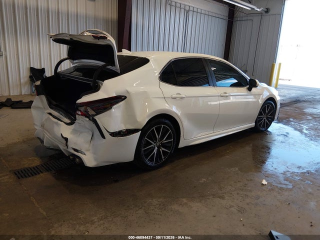 2023 TOYOTA CAMRY SE 4