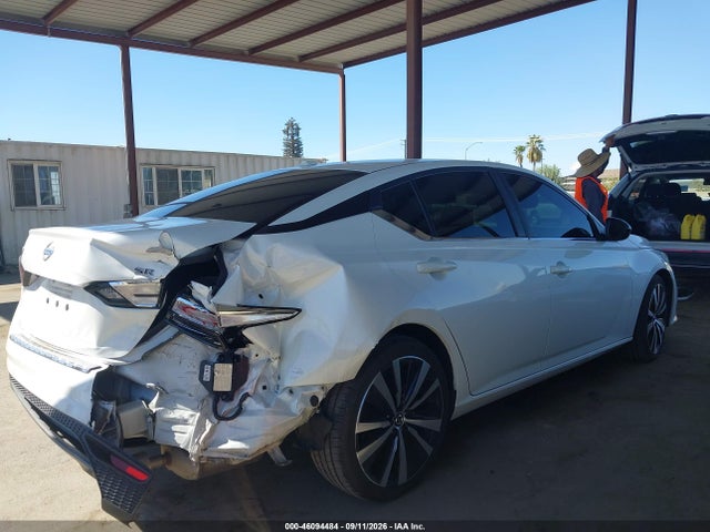 2021 NISSAN ALTIMA SR FWD 13