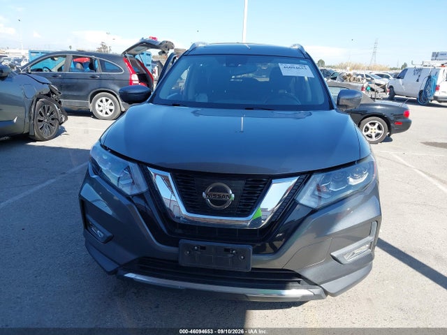 2017 NISSAN ROGUE SL 12