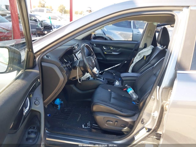 2017 NISSAN ROGUE SL 5