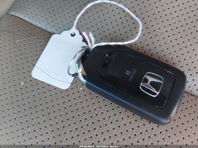 2022 HONDA CR-V HYBRID EX-L 11