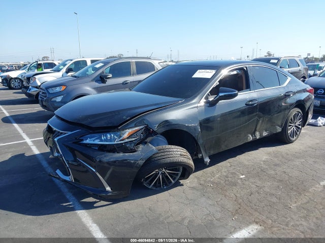 2025 LEXUS ES 350 2