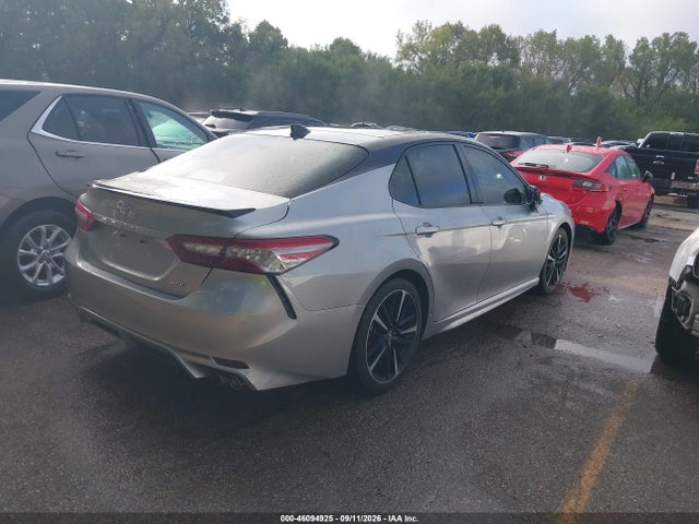 2019 TOYOTA CAMRY XSE 4