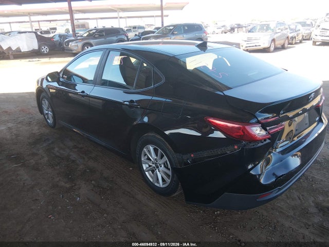 2025 TOYOTA CAMRY LE 3