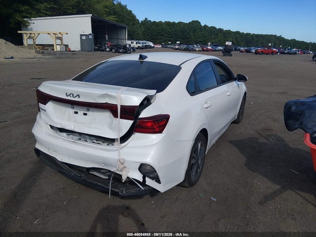 2023 KIA FORTE LXS 4