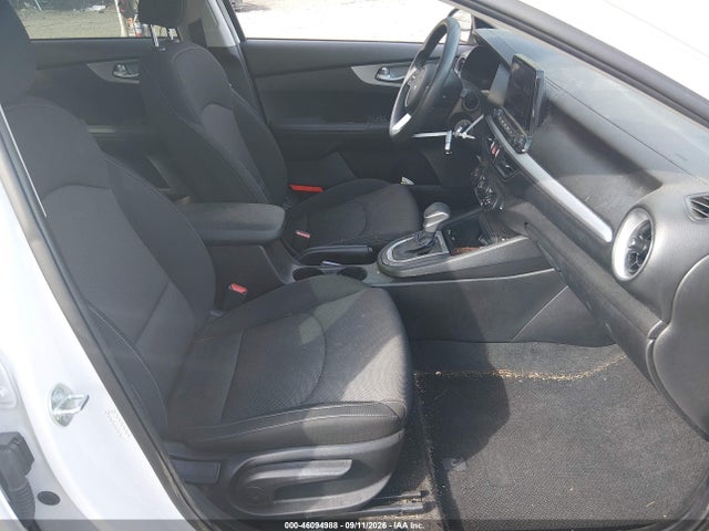 2023 KIA FORTE LXS 5