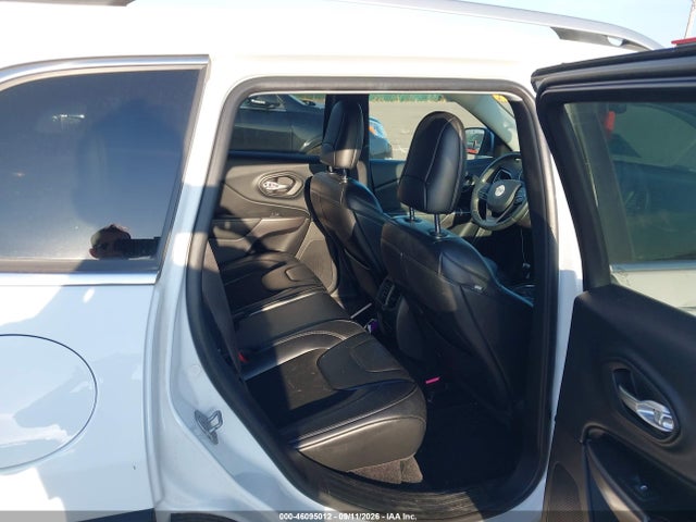 2019 JEEP CHEROKEE LATITUDE PLUS FWD 8