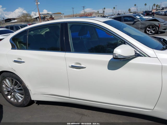 2021 INFINITI Q50 LUXE 13