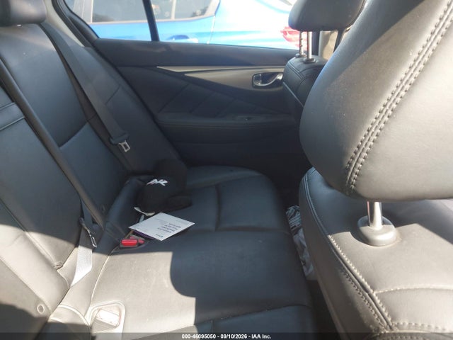 2021 INFINITI Q50 LUXE 18