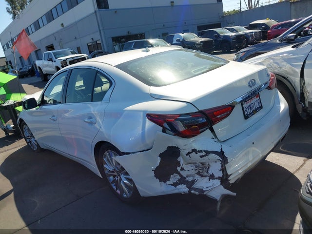 2021 INFINITI Q50 LUXE 3