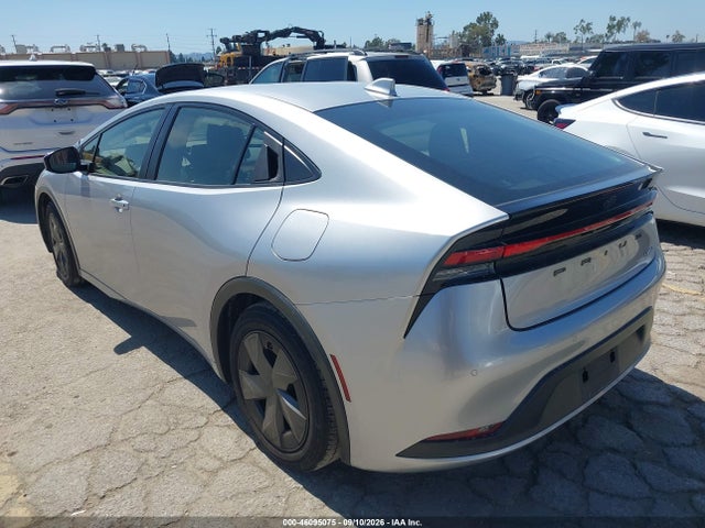 2023 TOYOTA PRIUS LE 3