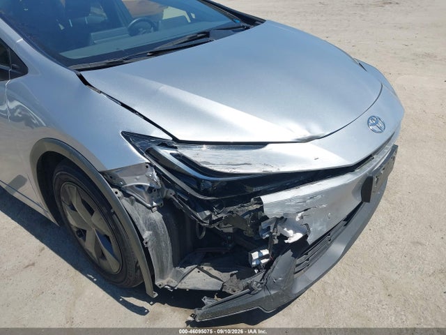 2023 TOYOTA PRIUS LE 6
