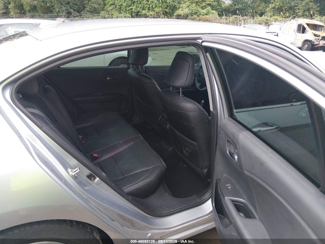 2017 HONDA ACCORD EX-L V6 8