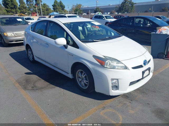 2011 TOYOTA PRIUS THREE