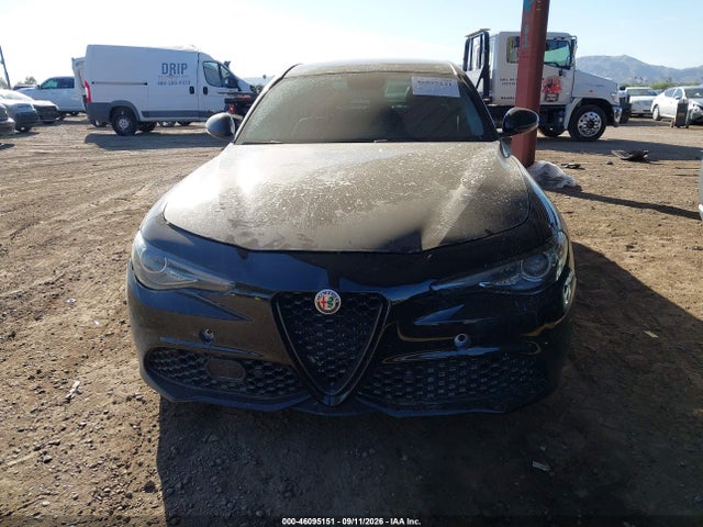 2018 ALFA ROMEO GIULIA TI SPORT AWD 6