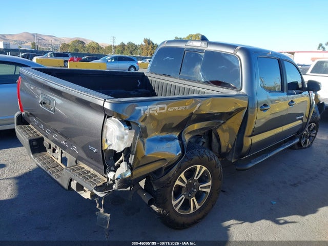 2017 TOYOTA TACOMA TRD SPORT 4