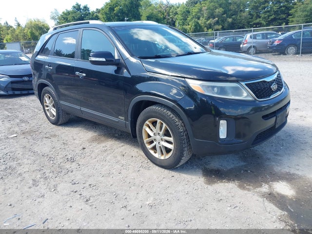 2014 KIA SORENTO LX