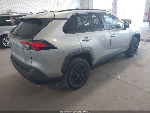 2019 TOYOTA RAV4 LE 4