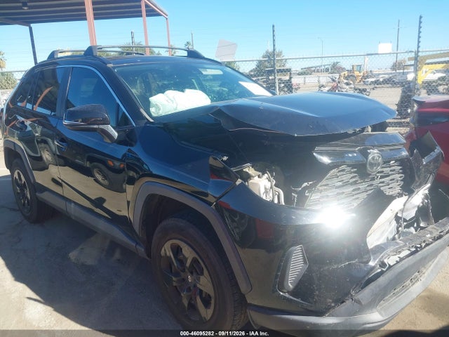 2019 TOYOTA RAV4 LE 14