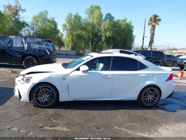 2017 LEXUS IS 200T 14